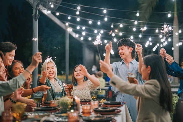 แอลกอฮอล์เป็นพิษ ภัยร้ายสายปาร์ตี้ รู้ทันก่อนหมดสนุก