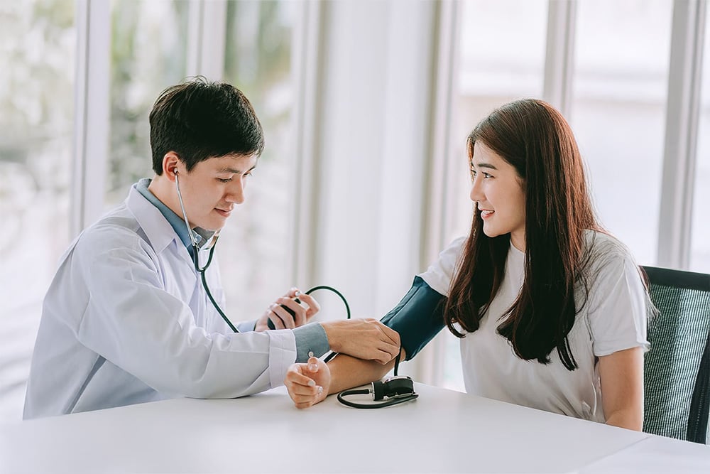 ตรวจสุขภาพประจำปี แต่ละวัยควรตรวจอะไร | อลิอันซ์ อยุธยา