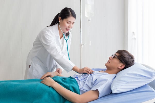 ไม่อยากควักจ่ายเอง เจาะลึกประกันสุขภาพแบบไม่มีส่วนร่วมจ่าย