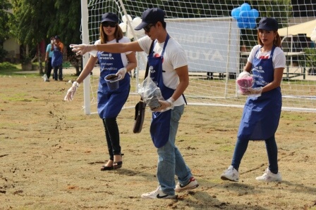 อลิอันซ์ อยุธยา สานฝันปันสนามฟุตบอลให้น้องแห่งที่ 8 สงขลา2