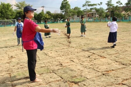 อลิอันซ์ อยุธยา สานฝันปันสนามฟุตบอลให้น้องแห่งที่ 8 สงขลา3